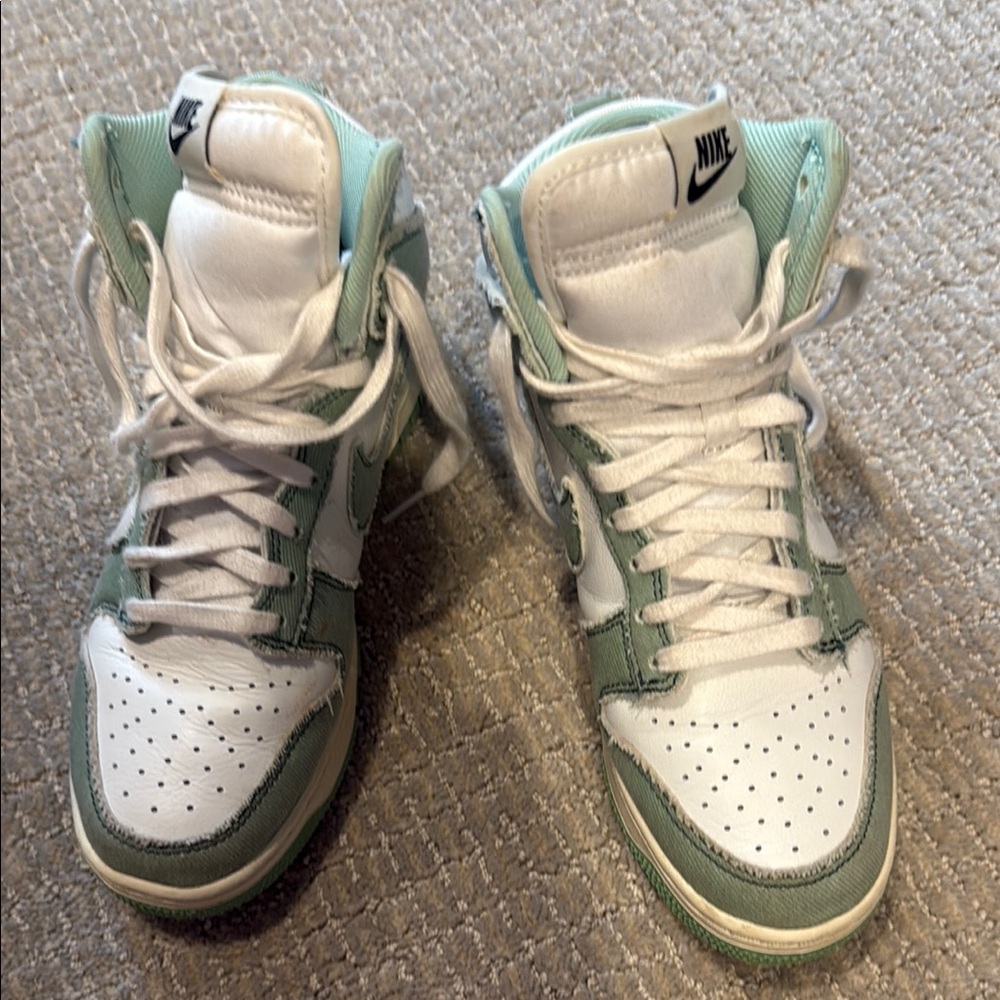 Nike dunk high rise